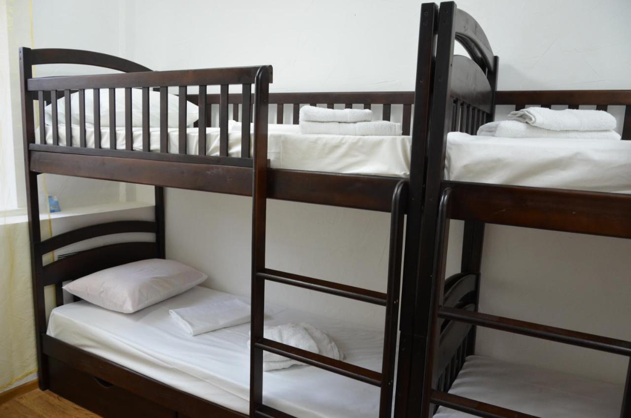 Cool Traveler Hostel เคียฟ ภายนอก รูปภาพ