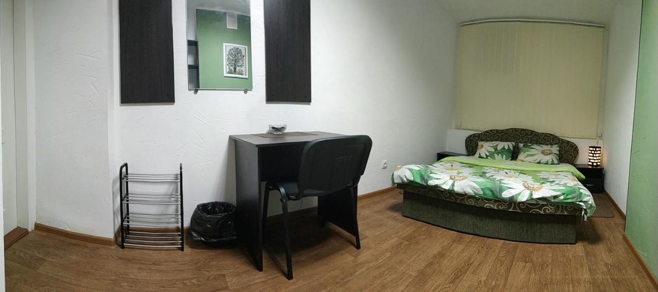 Cool Traveler Hostel เคียฟ ภายนอก รูปภาพ